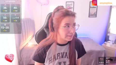 Amy sophia 3 online show from March 1, 3:27 pm