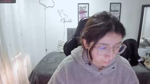 Amy sophia 3 online show from October 8, 12:14 pm