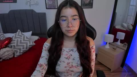 Amy sophia 3 online show from February 4, 12:11 pm