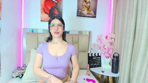 Amy online show from April 11, 11:25 am