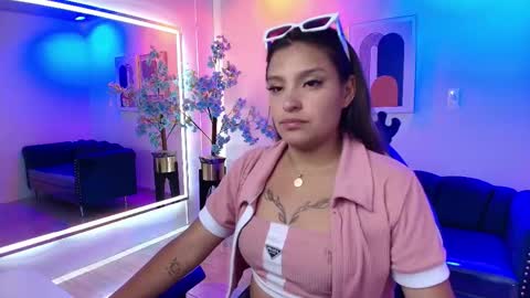 Snapshot of amy_whitney chatting on March 4, 3:23 am Amy online show from March 4, 3:23 am