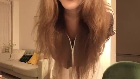 Snapshot of amyalwayshere chatting on December 22, 5:26 am girl next door named Amy online show from December 22, 5:26 am