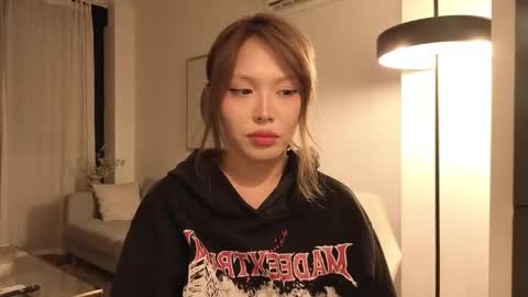 Snapshot of amyalwayshere chatting on January 7, 6:32 pm girl next door named Amy online show from January 7, 6:32 pm