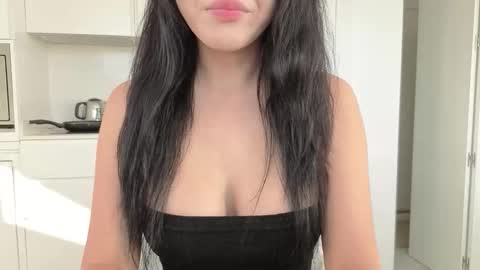 Snapshot of amyalwayshere chatting on January 18, 9:46 am girl next door named Amy online show from January 18, 9:46 am