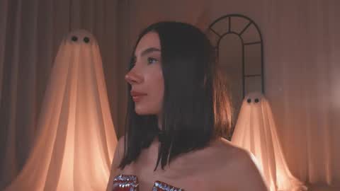 Snapshot of amyarmstrong chatting on October 14, 12:55 am Amy Armstrong online show from October 14, 12:55 am