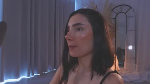 Snapshot of amyarmstrong chatting on November 6, 8:32 pm Amy Armstrong online show from November 6, 8:32 pm