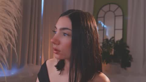 Snapshot of amyarmstrong chatting on November 25, 9:48 pm Amy Armstrong online show from November 25, 9:48 pm