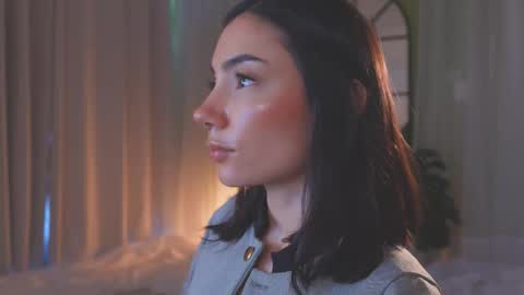 Snapshot of amyarmstrong chatting on November 28, 8:44 pm Amy Armstrong online show from November 28, 8:44 pm