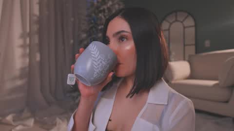 Amy Armstrong online show from January 17, 11:08 pm