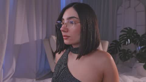 Amy Armstrong online show from July 7, 10:36 pm