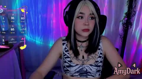 Snapshot of amydark chatting on September 15, 10:43 pm Amy online show from September 15, 10:43 pm