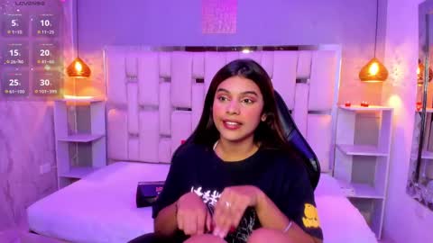 Snapshot of amyevan_ chatting on September 9, 9:03 pm amyevan_ online show from September 9, 9:03 pm