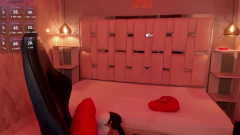 Snapshot of amyevan_ chatting on September 18, 10:01 pm amyevan_ online show from September 18, 10:01 pm