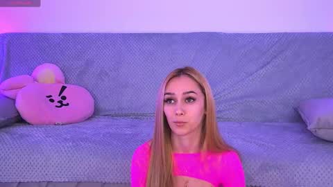 amykentt online show from April 15, 2:57 pm