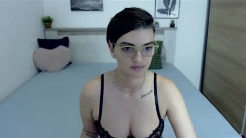 Hi there guys  My pleasure in your hands  pvt is open online show from July 12, 8:11 pm