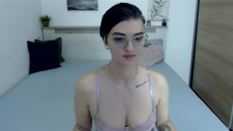 Hi there guys  My pleasure in your hands  pvt is open online show from July 20, 7:16 pm