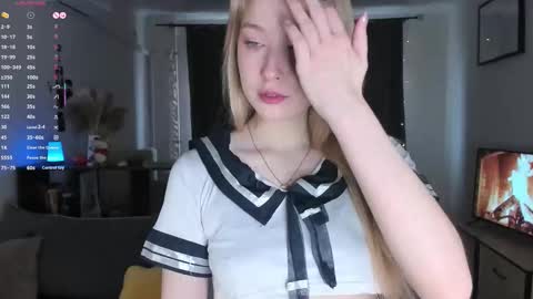 Snapshot of amylouwood chatting on February 23, 7:39 am Amy online show from February 23, 7:39 am