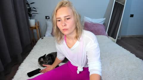 amymilson online show from December 19, 4:13 pm