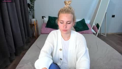 amymilson online show from March 3, 7:39 pm