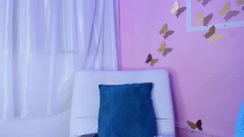 Amy ... Nice to meet u   thumb up me please its important online show from January 21, 8:32 pm