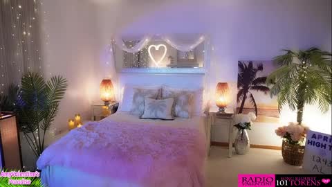  AmyValentine  online show from April 10, 6:07 am