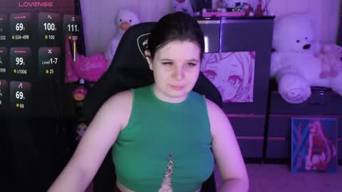 amyvibes online show from March 1, 6:10 pm