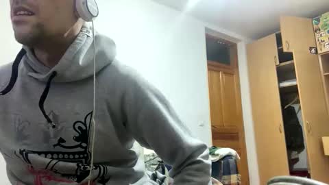 Snapshot of amyyrlikesdeep chatting on May 15, 1:34 am amyyrlikesdeep online show from May 15, 1:34 am