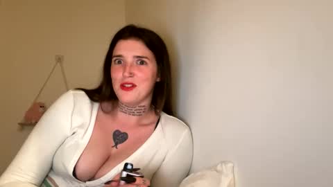 Snapshot of amyyyoxxo chatting on March 5, 8:10 pm Amyyyoxxo online show from March 5, 8:10 pm