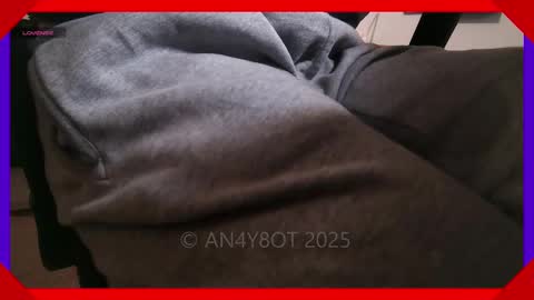 A online show from February 21, 9:13 am