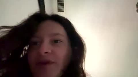 Snapshot of an_e333 chatting on November 9, 6:06 pm an_e333 online show from November 9, 6:06 pm