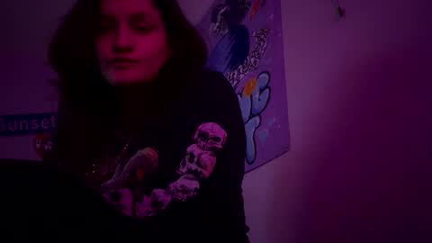 Snapshot of an_e333 chatting on November 13, 8:57 am an_e333 online show from November 13, 8:57 am