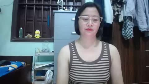 an_naughty online show from December 4, 8:56 am