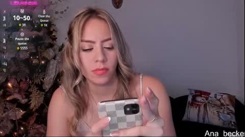 Ana online show from December 30, 8:58 pm