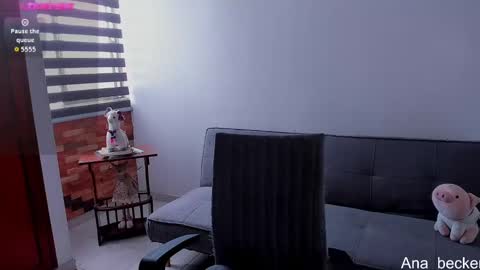 Ana online show from September 10, 5:13 pm