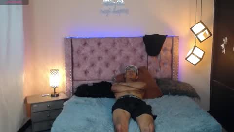 Snapshot of ana_crisgray chatting on March 10, 6:27 am ana_crisgray online show from March 10, 6:27 am