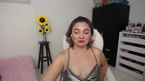  Ana  online show from December 21, 1:36 am