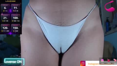 Snapshot of ana_loveee chatting on November 6, 10:38 am Ana lopez - Cameltoe girl online show from November 6, 10:38 am