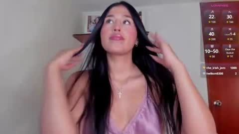 Snapshot of ana_m_ chatting on July 5, 4:19 am Ana online show from July 5, 4:19 am