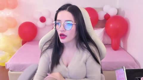 Im anna but you can call me as you want online show from April 1, 12:00 am