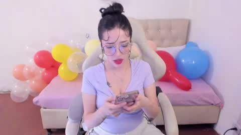 Im anna but you can call me as you want online show from April 14, 9:54 pm