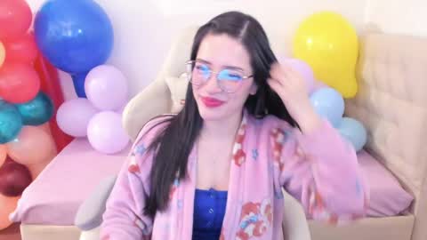 Im anna but you can call me as you want online show from June 5, 11:21 pm