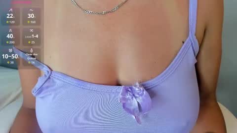 Snapshot of ana_starr chatting on September 23, 10:46 pm Ana online show from September 23, 10:46 pm