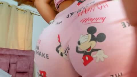 Ana online show from April 16, 1:34 pm