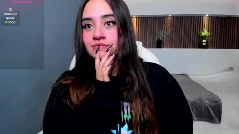 Ana online show from February 25, 11:41 am