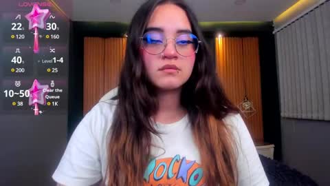 Ana online show from February 25, 8:19 pm