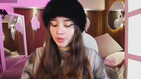 Ana online show from October 6, 7:33 pm