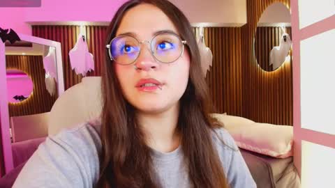 Ana online show from October 8, 5:43 pm