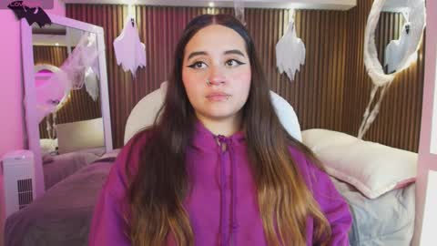 Ana online show from October 13, 7:47 pm