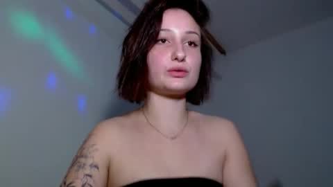 Snapshot of anabanana77 chatting on November 4, 10:09 pm anabanana77 online show from November 4, 10:09 pm