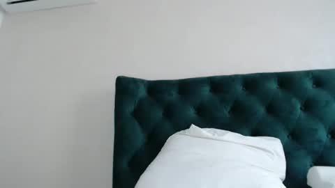 Ana online show from October 2, 10:00 am